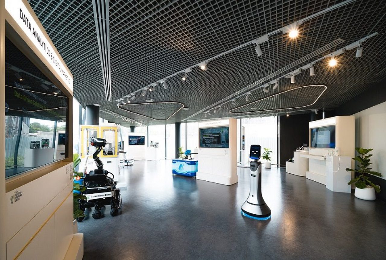 Pic5 AIS Business Direction 2024 - 2025